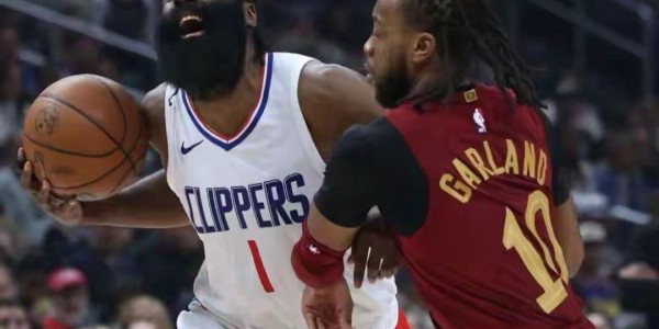 开云体育首页-火箭又惨败！球迷心凉半截：杜兰特累死，年轻人装死？