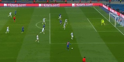 开云体育入口网址-【早报】CR7！欧冠滴神！