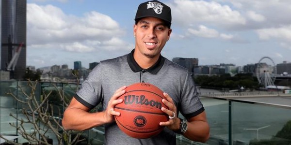 从王牌到老板 当初火箭换来哈登的马丁退役后在干什么？