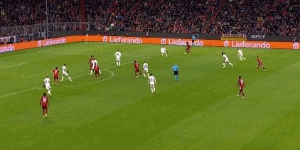 开云体育入口网址-【早报】CR7！欧冠滴神！