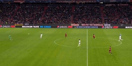 开云体育入口网址-【早报】CR7！欧冠滴神！