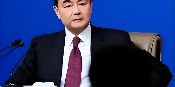 特朗普已做好开战准备？王毅曾警告：中美一旦冲突，结局只有1个