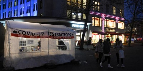 开云体育最新网址-德国疫情加重发病率居高不下 德甲重回“空场时代”