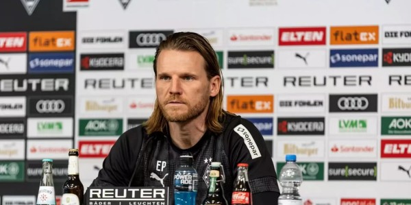 门兴主帅：凯恩缺阵不影响拜仁实力，门兴绝不会保守死守