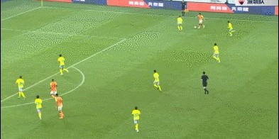 【中超】彭欣力首球福布斯戴帽 青岛5比0大胜深圳